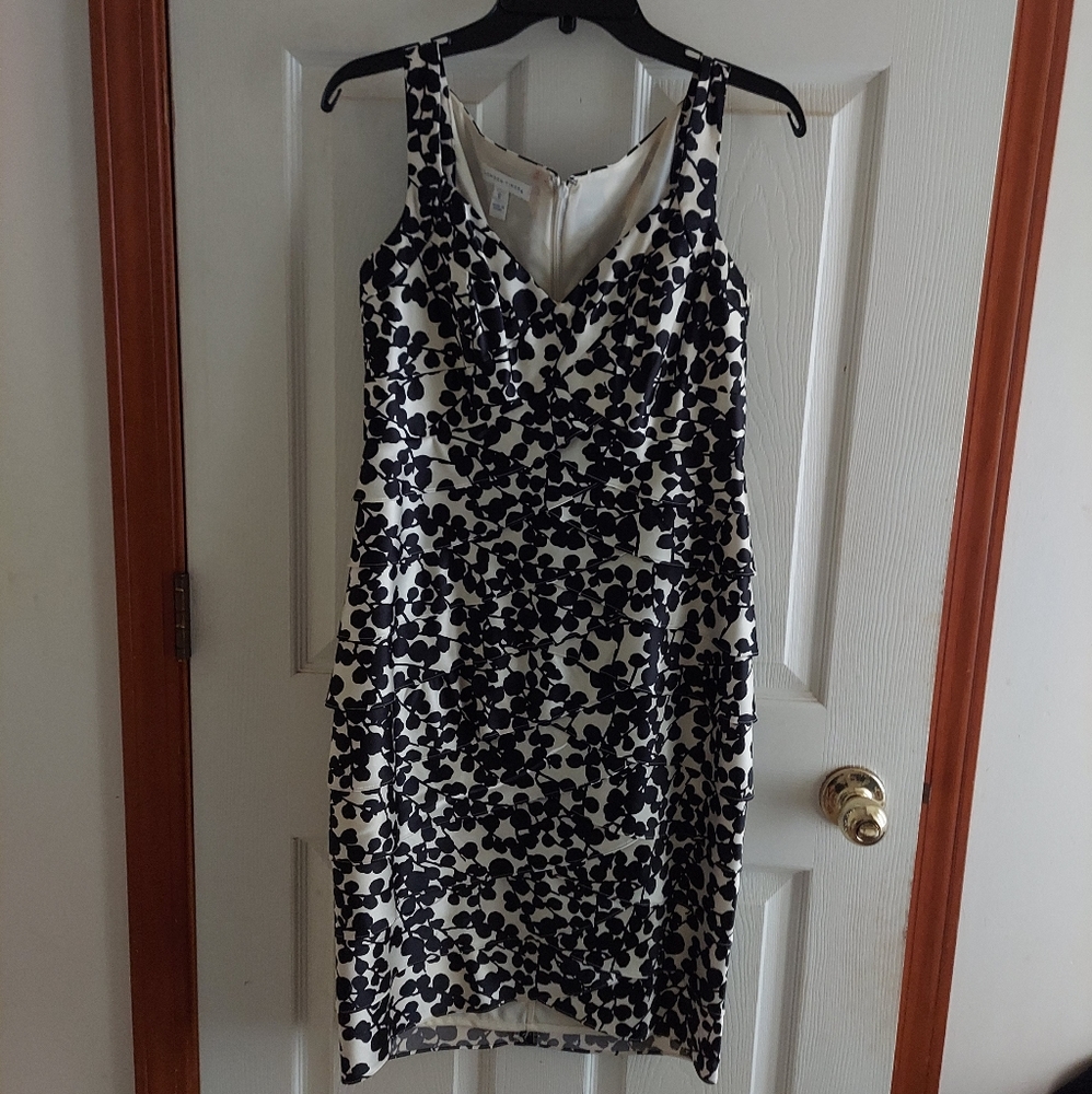 black and white London Times dress size 6